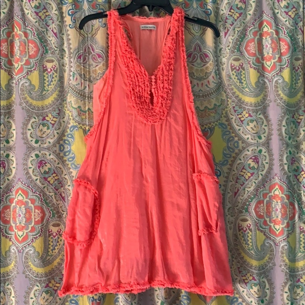 Beautiful salmon dress with pockets!!